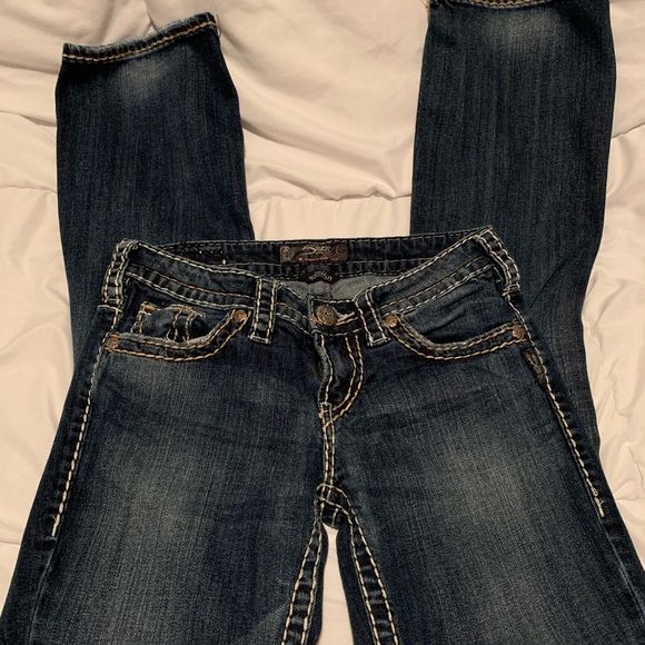 Silver Jeans - Picture 1 of 4